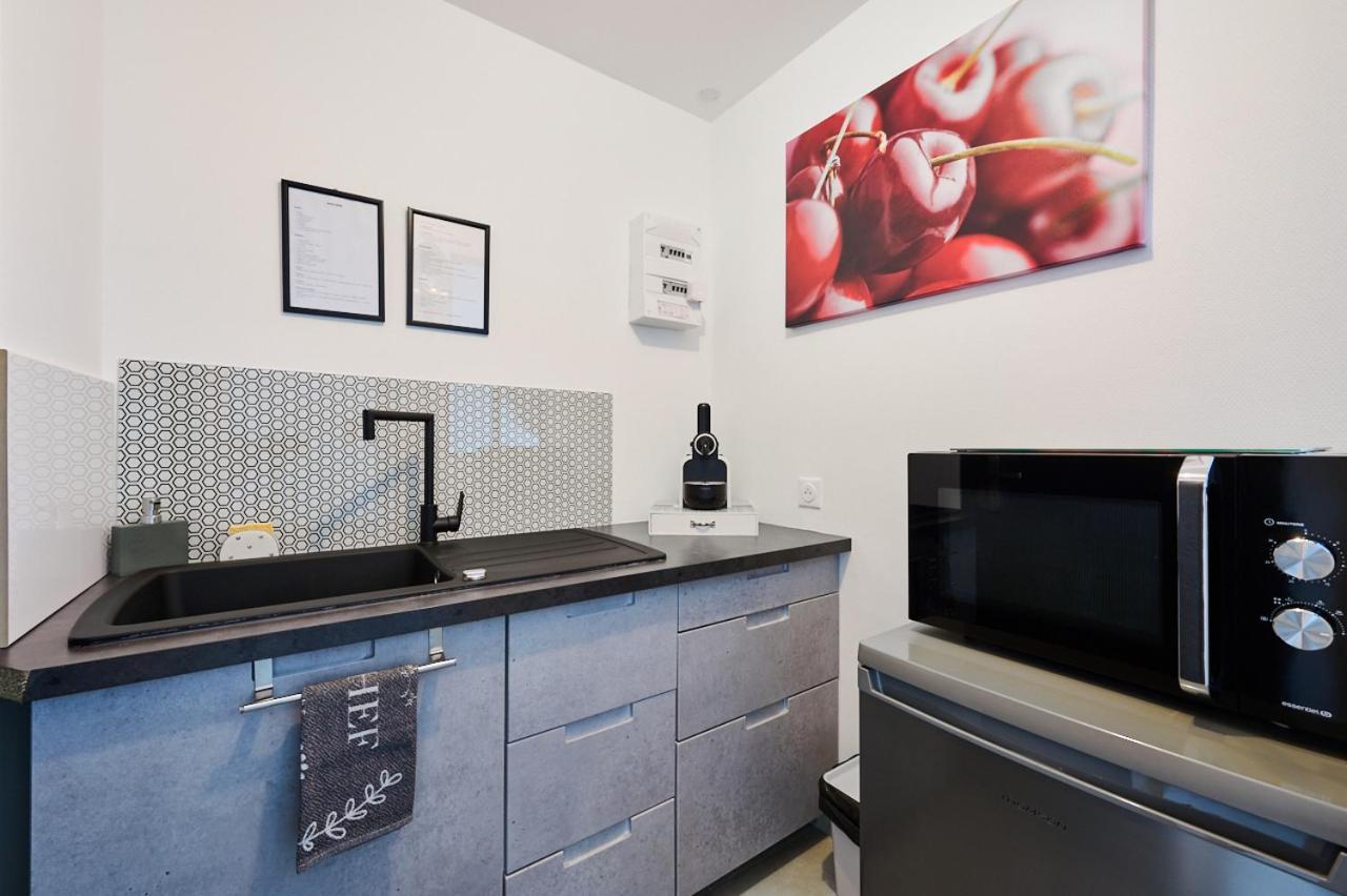 Apartament Les Pins De Talant , Au Calme En Rez De Jardin Zewnętrze zdjęcie